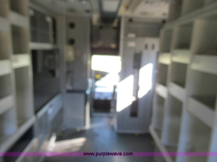 image for item N9326 2003 Ford Econoline E450 ambulance