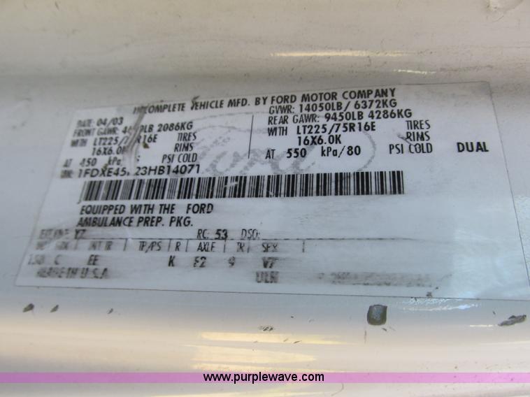 image for item N9326 2003 Ford Econoline E450 ambulance