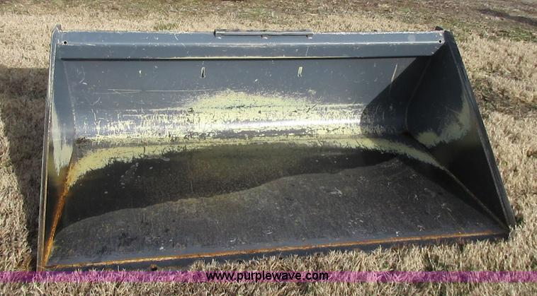 image for item BD9233 Skid steer bucket