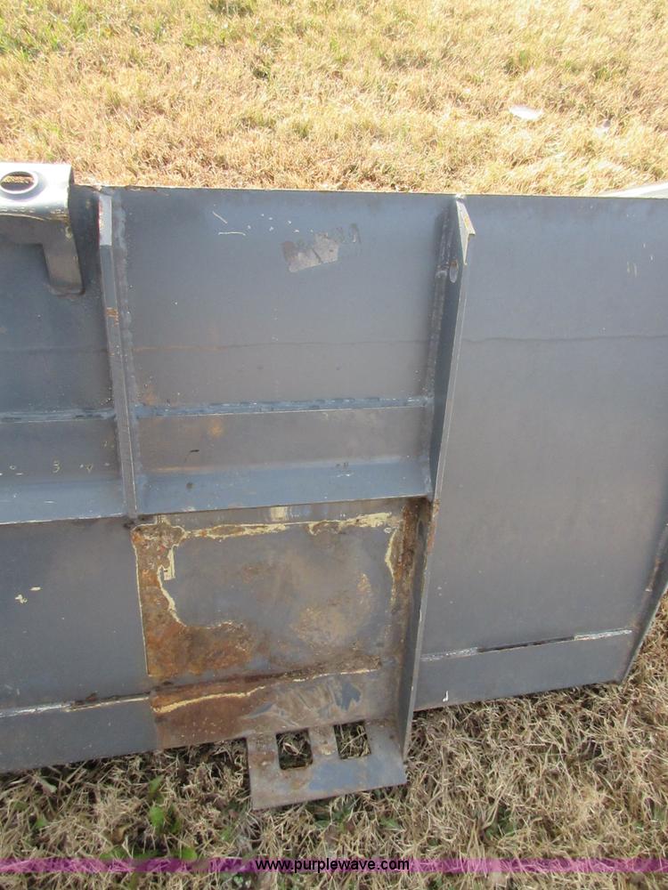 image for item BD9233 Skid steer bucket