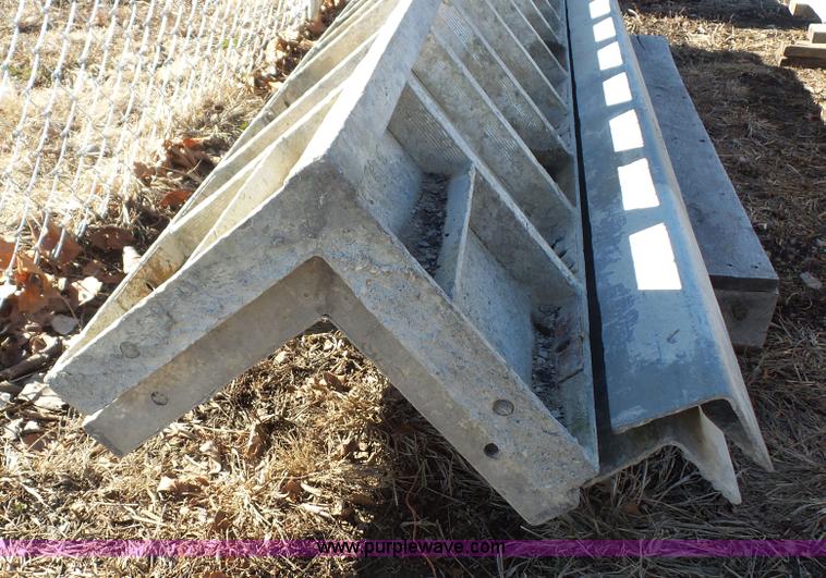 image for item BF9186 Aluminum concrete forms