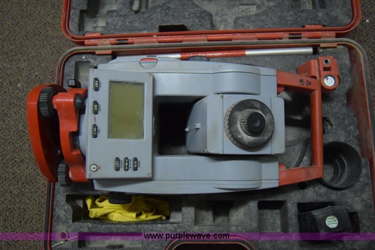 image for item BK9756 Surveying total station