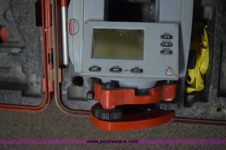 image for item BK9756 Surveying total station