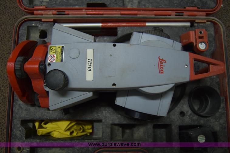 image for item BK9756 Surveying total station