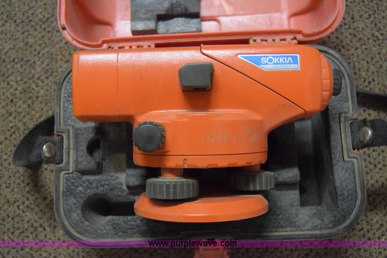 image for item BK9757 Surveying total station