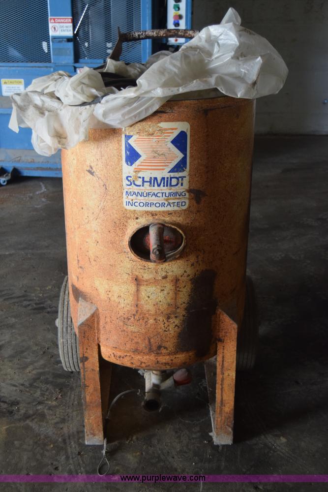 image for item BK9763 Schmidt sand blaster