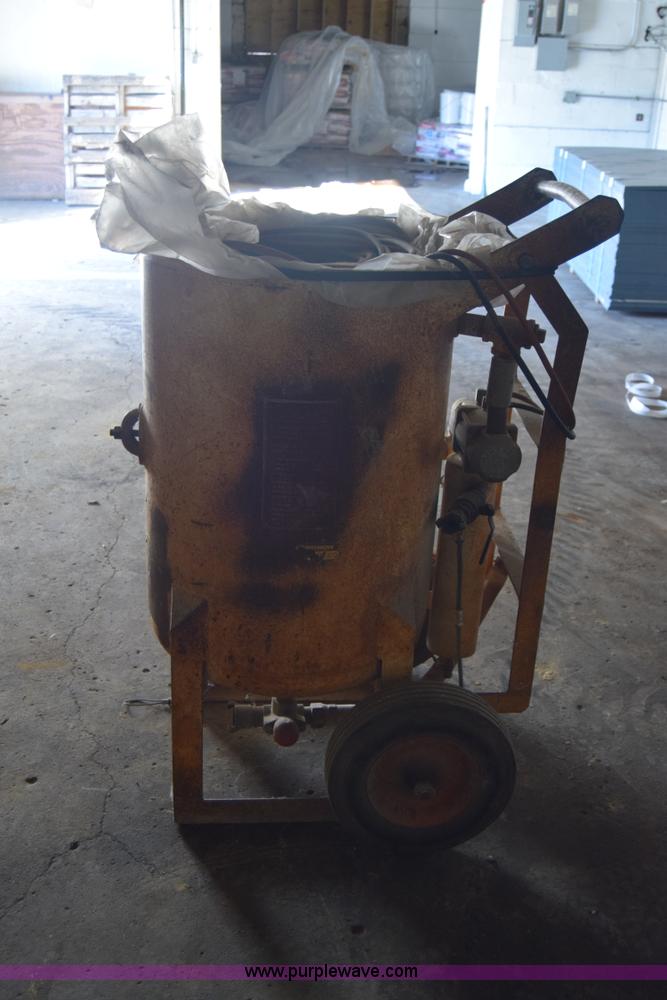 image for item BK9763 Schmidt sand blaster