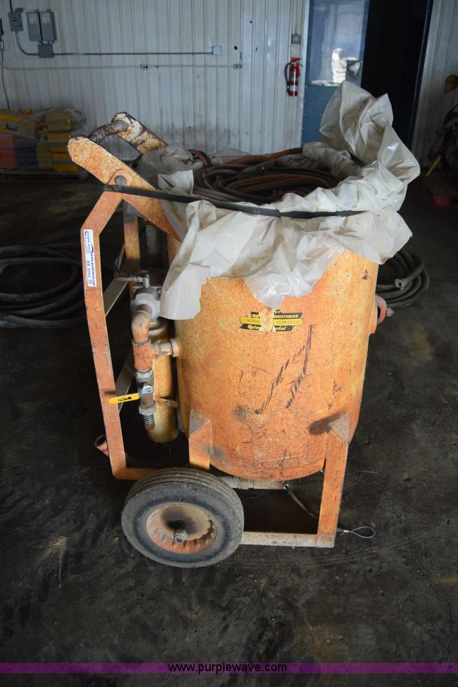 image for item BK9763 Schmidt sand blaster