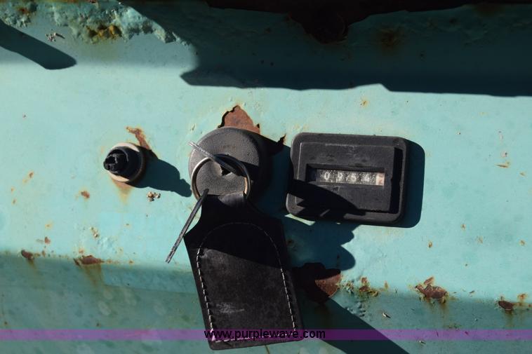 image for item BO9578 Whiteman HTN-31V-TCSL power trowel