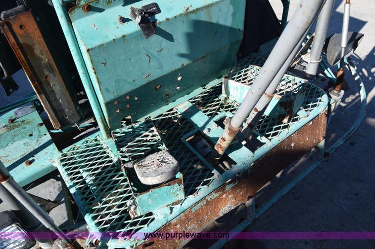 image for item BO9578 Whiteman HTN-31V-TCSL power trowel