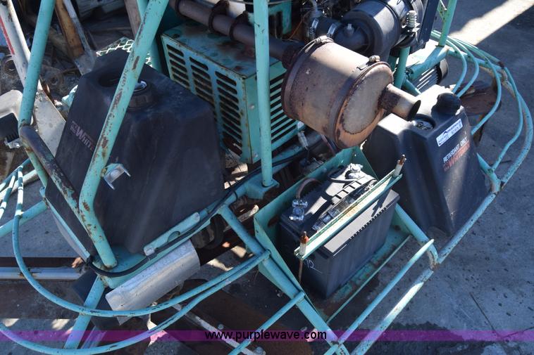 image for item BO9578 Whiteman HTN-31V-TCSL power trowel