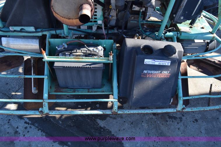 image for item BO9578 Whiteman HTN-31V-TCSL power trowel