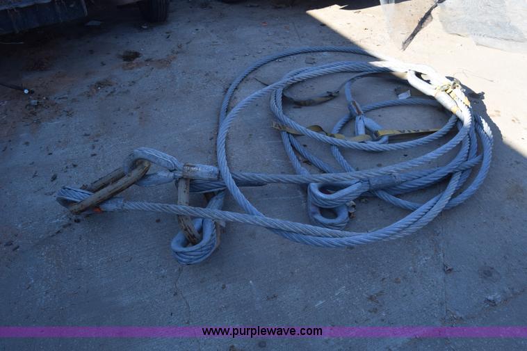 image for item BO9579 (2) Bishop cable chokers