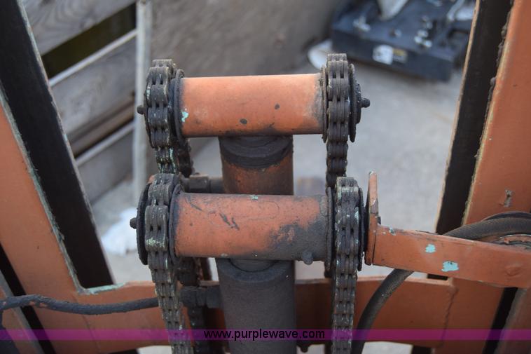 image for item BO9580 Crown WT-110-5 material handler