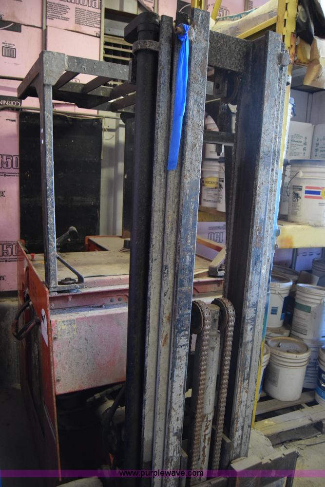 image for item BO9583 Prime Mover RC40 forklift