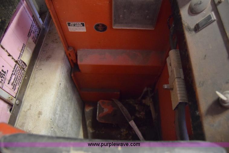 image for item BO9583 Prime Mover RC40 forklift