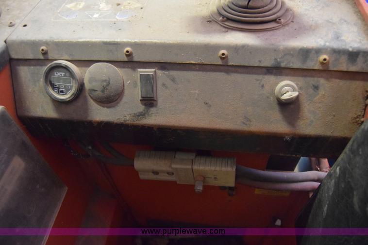 image for item BO9583 Prime Mover RC40 forklift