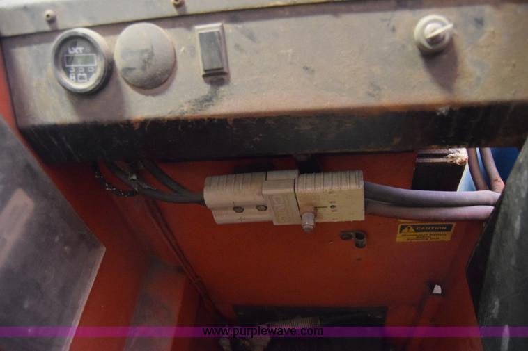 image for item BO9583 Prime Mover RC40 forklift