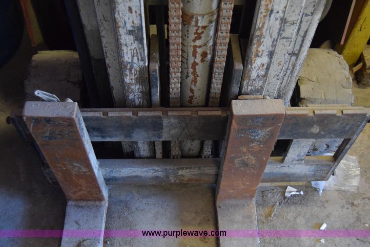 image for item BO9583 Prime Mover RC40 forklift