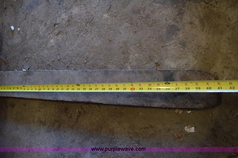 image for item BO9583 Prime Mover RC40 forklift