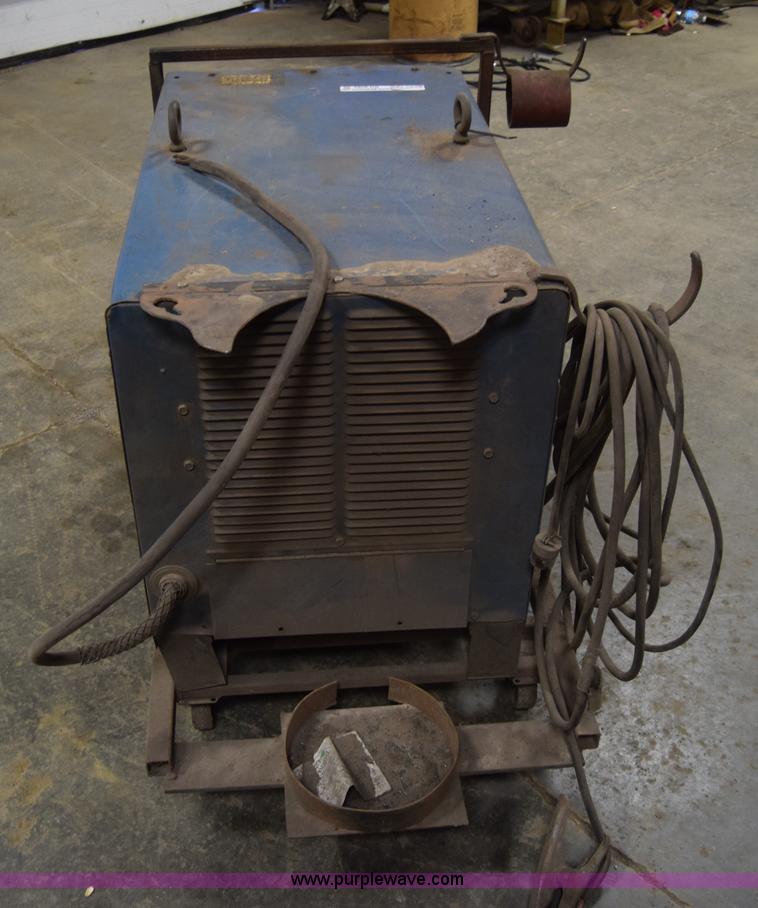 image for item BO9584 Miller CP-250TS welder
