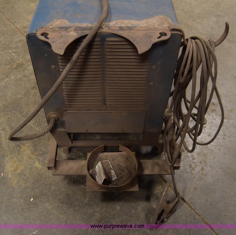 image for item BO9584 Miller CP-250TS welder