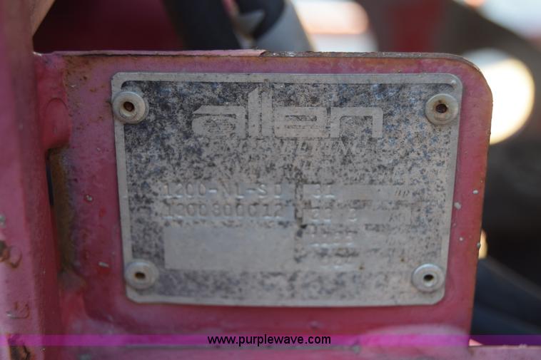 image for item BO9586 (2) Allen Razorback power trowels