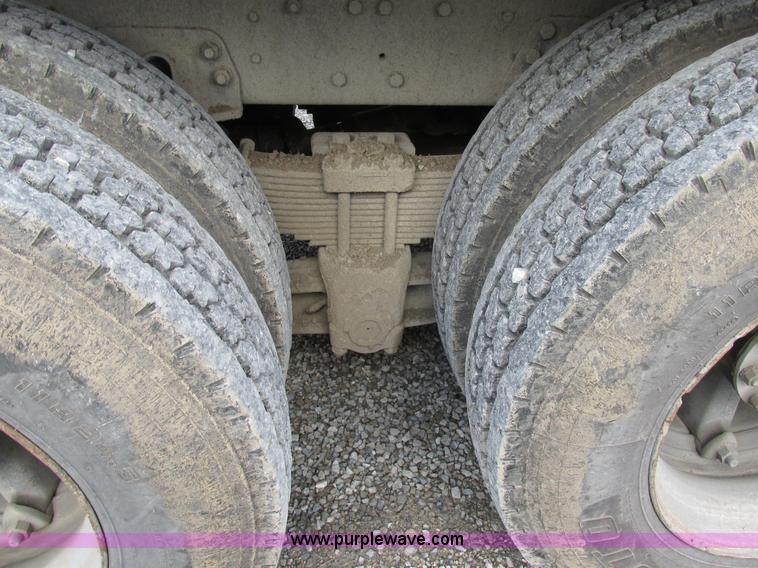 image for item BS9903 1995 Ford LT9000 dump truck