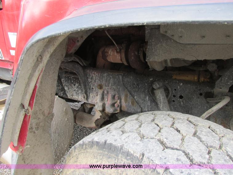 image for item BS9903 1995 Ford LT9000 dump truck