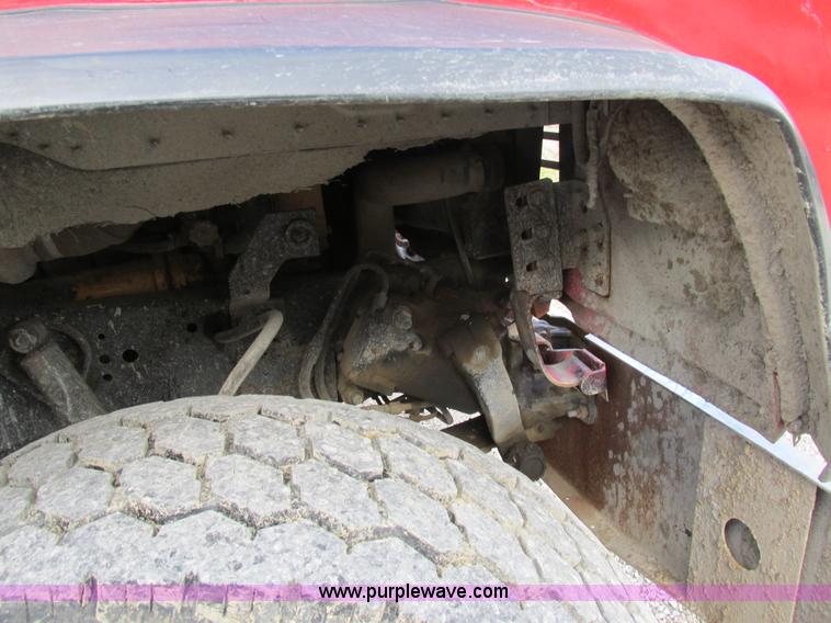 image for item BS9903 1995 Ford LT9000 dump truck