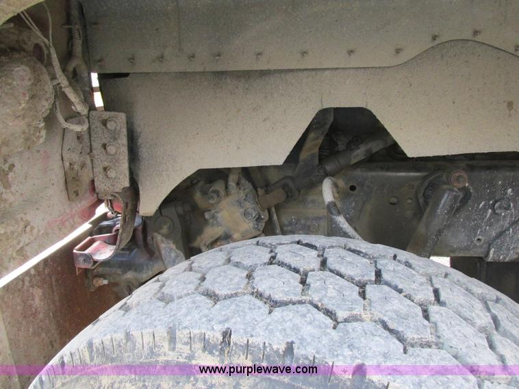 image for item BS9903 1995 Ford LT9000 dump truck