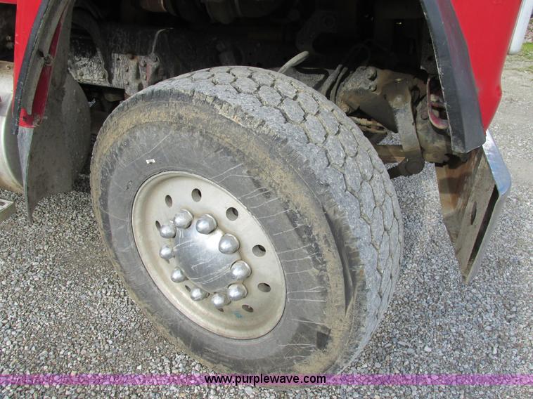 image for item BS9903 1995 Ford LT9000 dump truck