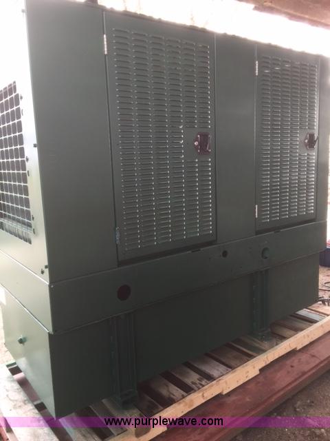 image for item E1488 1999 Cummins 50DGCA41171N generator
