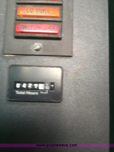 image for item E1488 1999 Cummins 50DGCA41171N generator