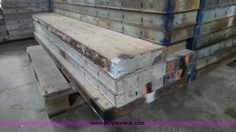 image for item E1498 Assorted concrete forms