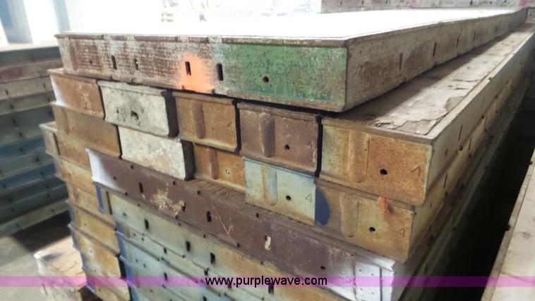 image for item E1498 Assorted concrete forms