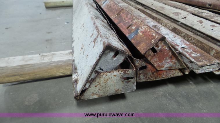 image for item E1498 Assorted concrete forms