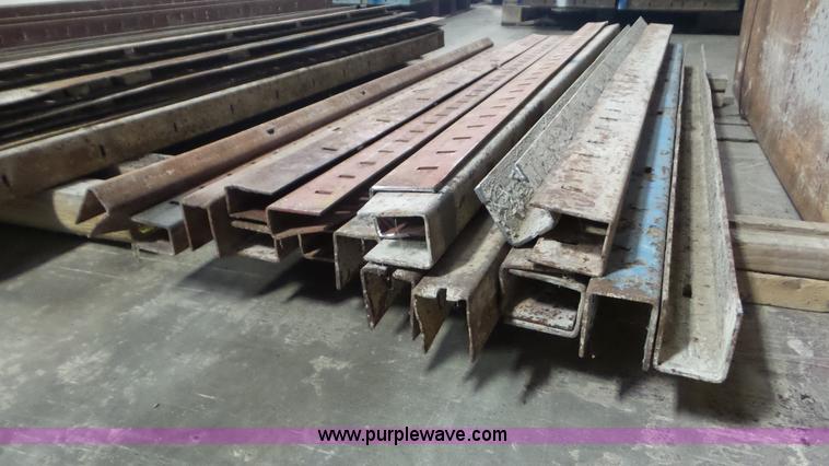 image for item E1498 Assorted concrete forms