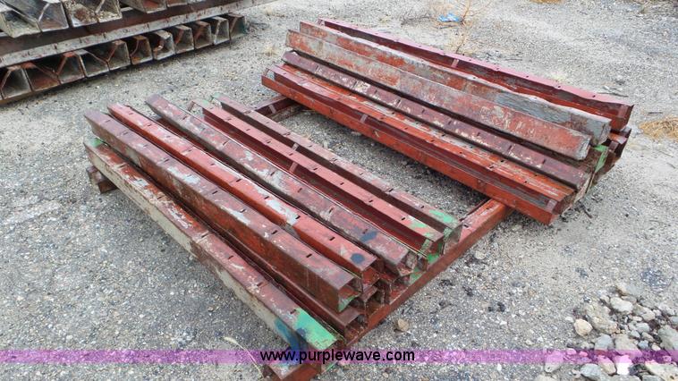 image for item E1498 Assorted concrete forms