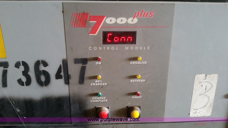 image for item H2588 Yale Electric forklift