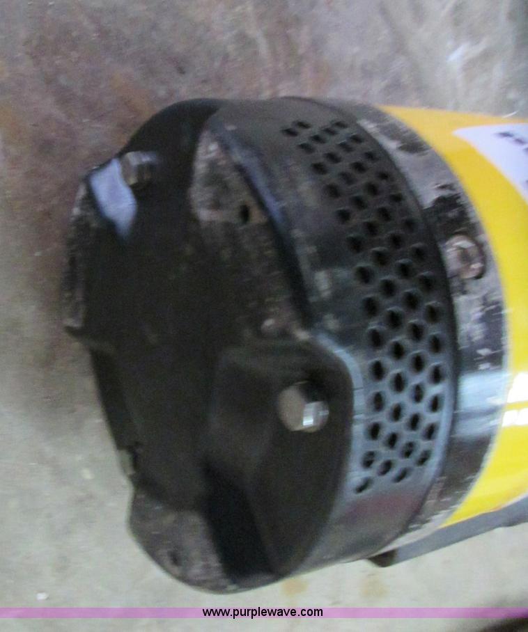 image for item I1768 Wacker PSA2500 water pump