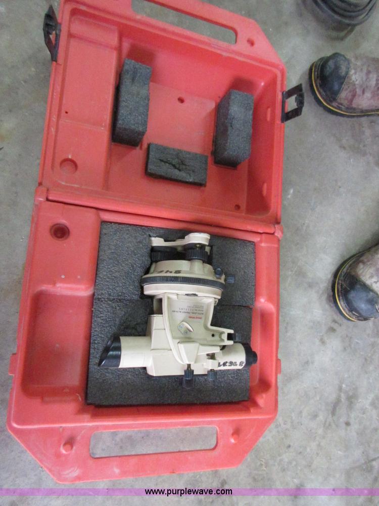 image for item I1769 David White ALT6-900 transit