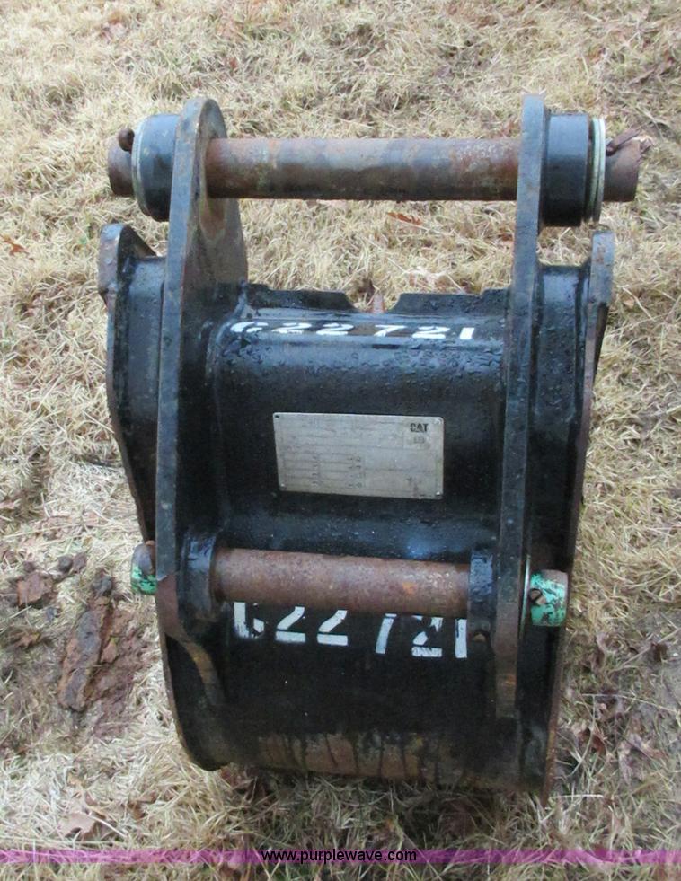 image for item I1770 Caterpillar backhoe bucket