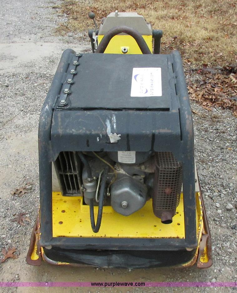 image for item I1773 1998 Wacker DPU7060RC compactor