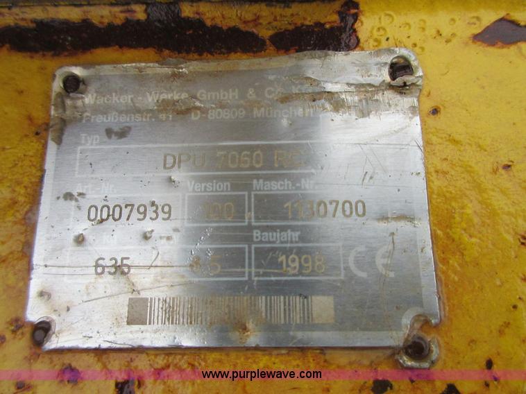 image for item I1773 1998 Wacker DPU7060RC compactor