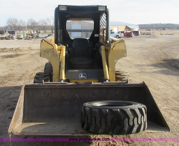 image for item I1798 2009 John Deere 317 skid steer