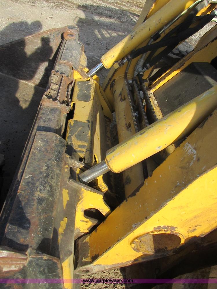 image for item I1798 2009 John Deere 317 skid steer