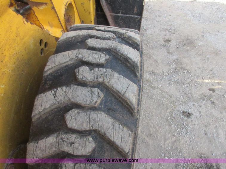 image for item I1798 2009 John Deere 317 skid steer