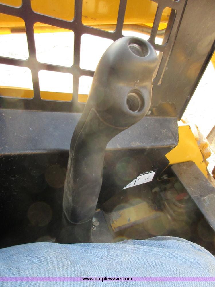 image for item I1798 2009 John Deere 317 skid steer