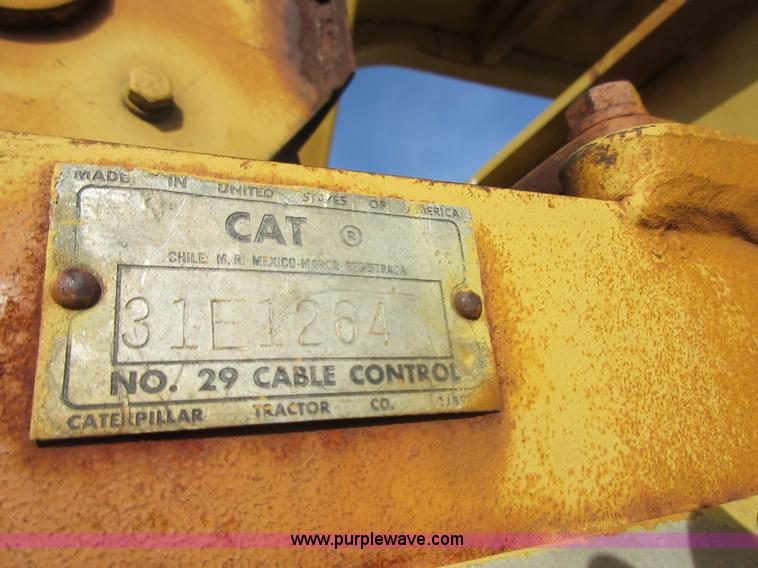 image for item I1805 1958 Caterpillar D8-14A dozer
